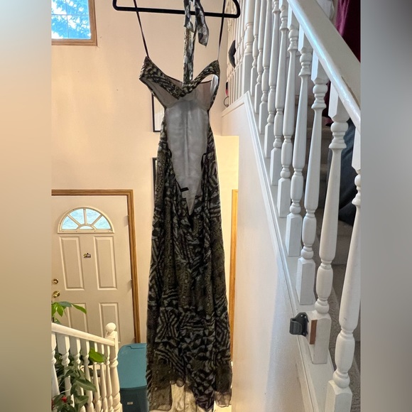 bcbg size 2 - Picture 2 of 10